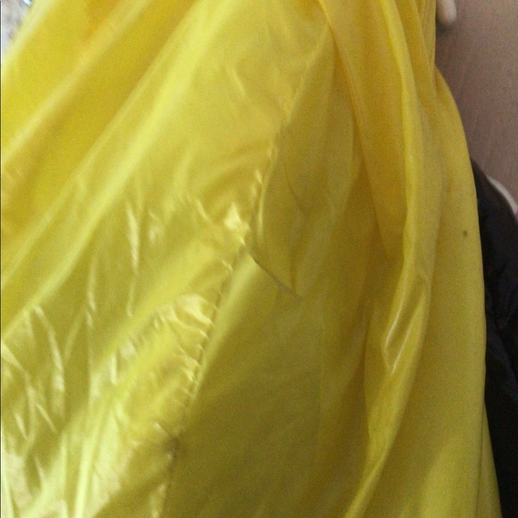 Yellow puffer play suit. - Picture 8 of 8